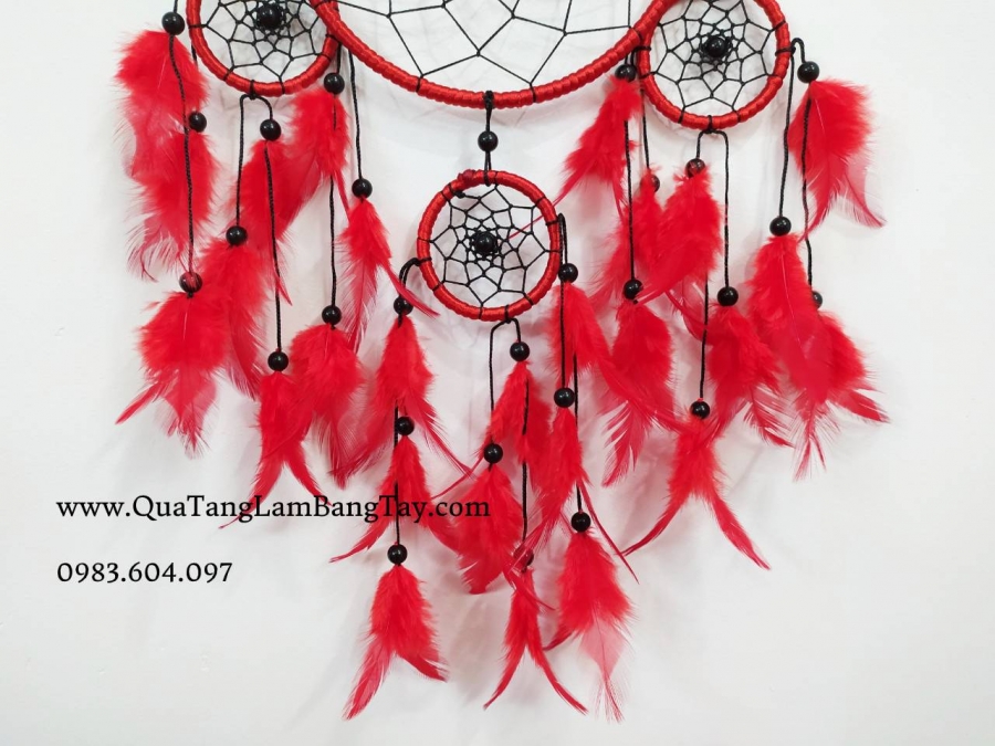 dreamcatcher màu đỏ đen